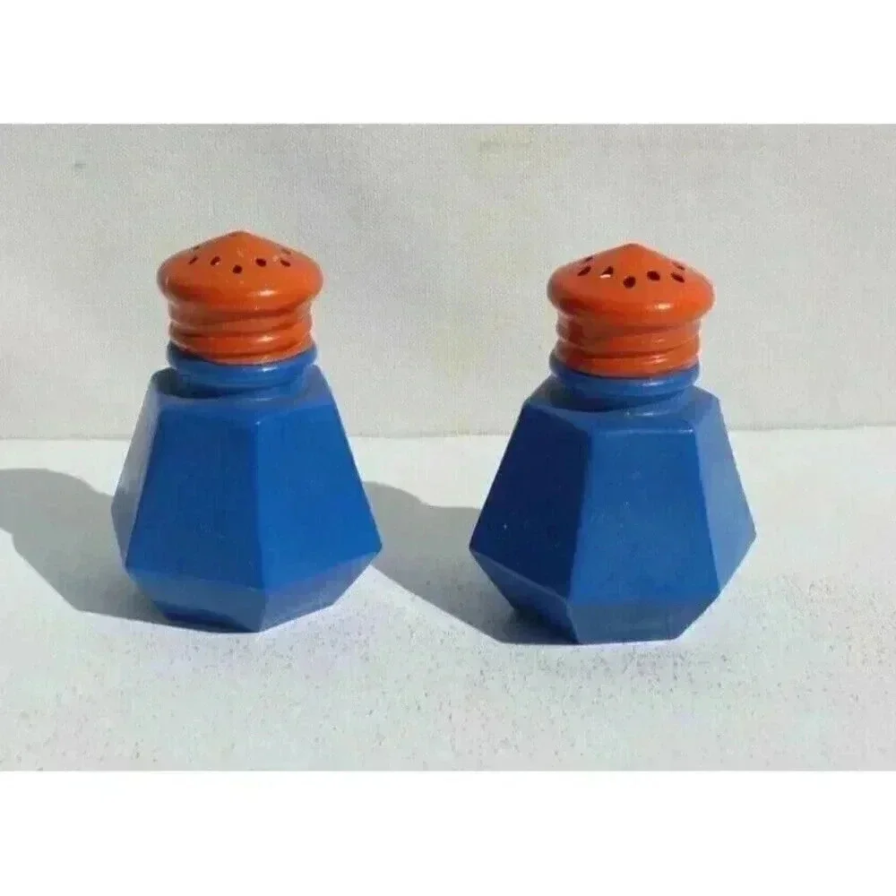 Vintage Gemco Glassware Orange / Blue Mini Pantry Pops Salt & Pepper Shaker Set